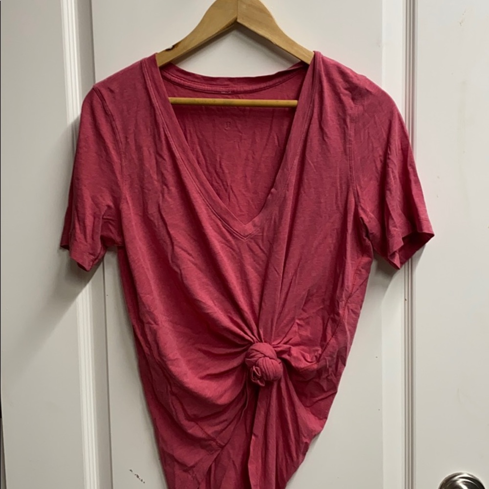 Lululemon T-shirt